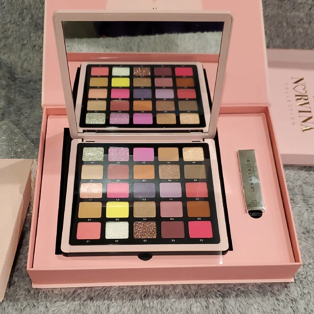 Anastasia Beverly Hills ABH NORVINA COLLECTION.